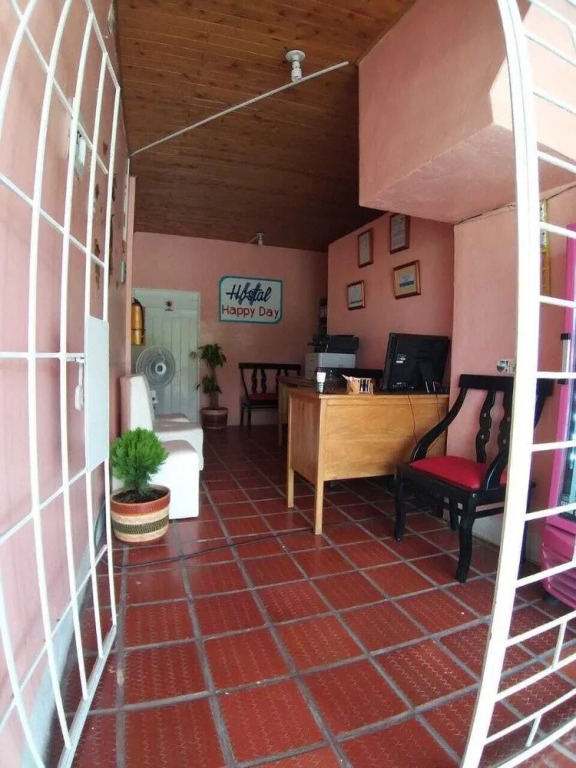 Hostal Happy Day - Hostel