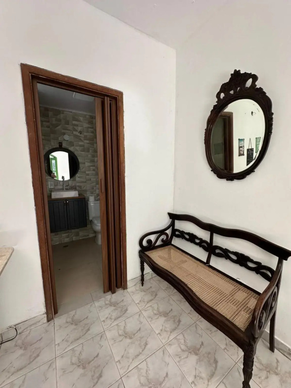 Sítio com piscina e lareira