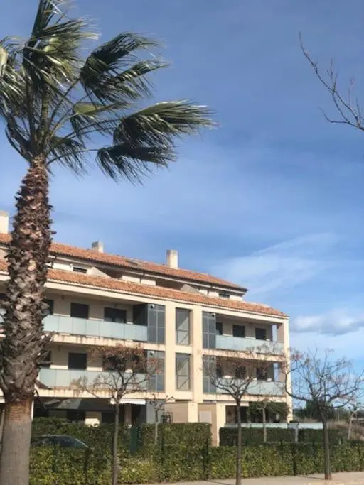 Espectacular Chalet Adosado para Vacaciones en Panorámica Golf Sant Jordi