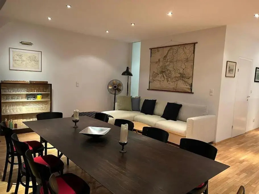 360 View Loft 3