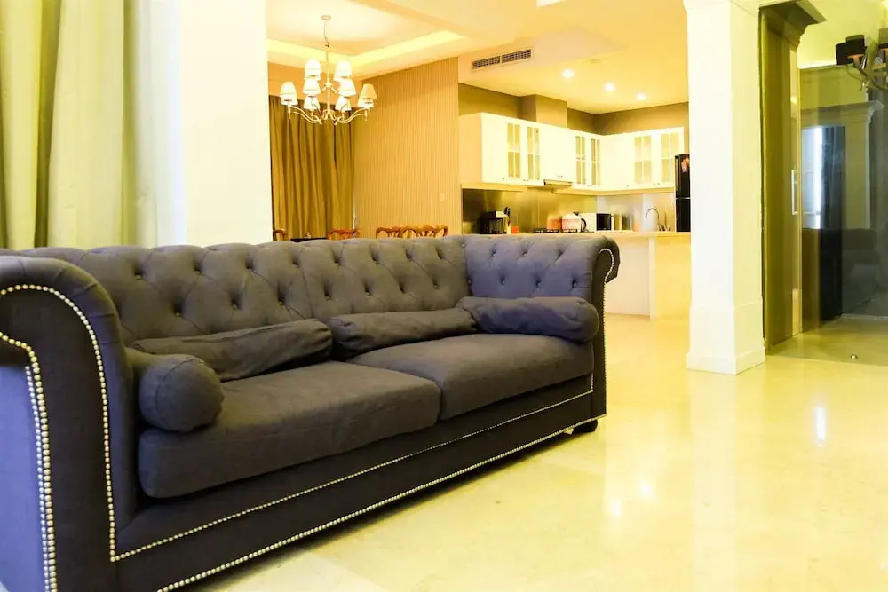 Luxurious 3br Senopati Suites Apartment Near Scbd