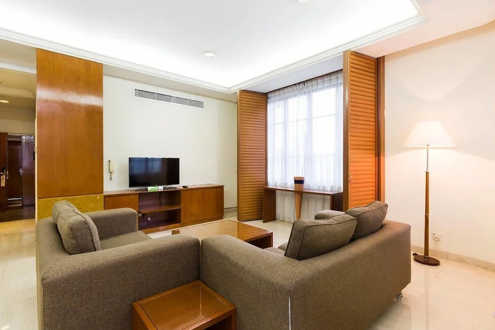 2+1br Service Suites With KL Tower View