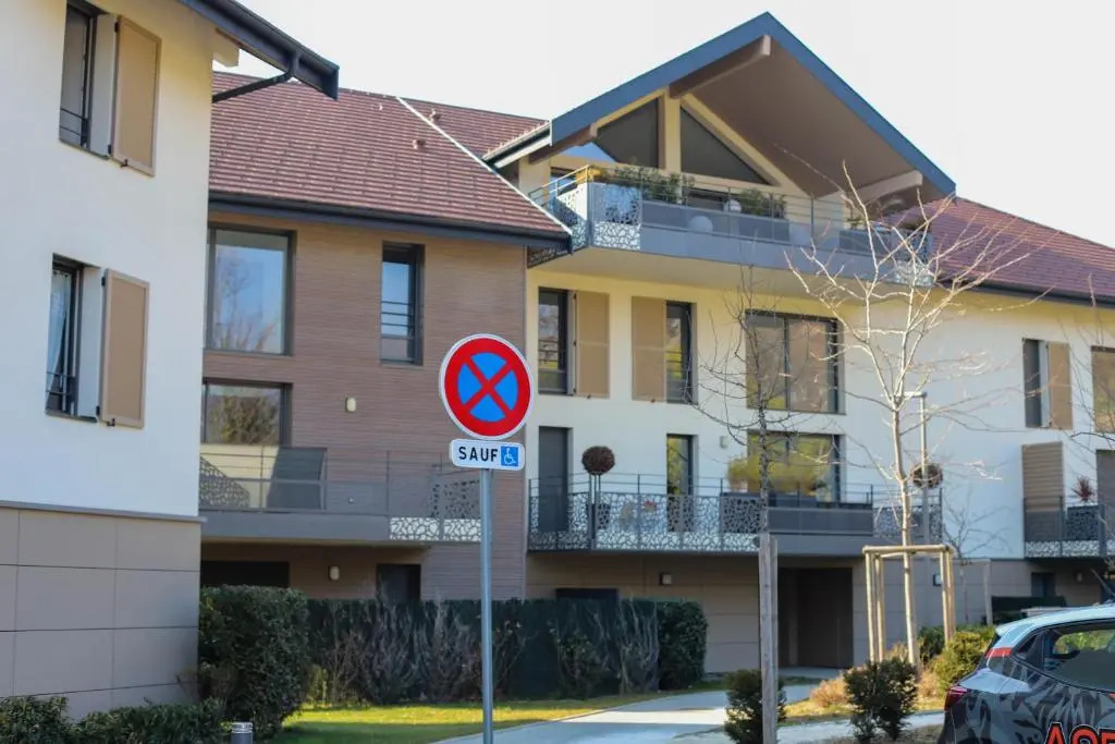 Les Choucas - appartement duplex lumineux avec parking