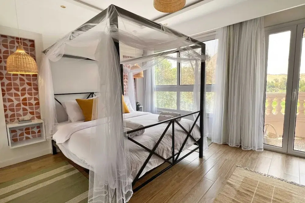 Xuru Stays I Spellbinding 2 BDR Apt. At The Giza Pyramid's Doorstep