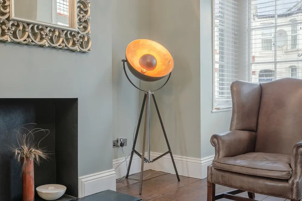 4 Bedroom Victorian House Near Notting Hill