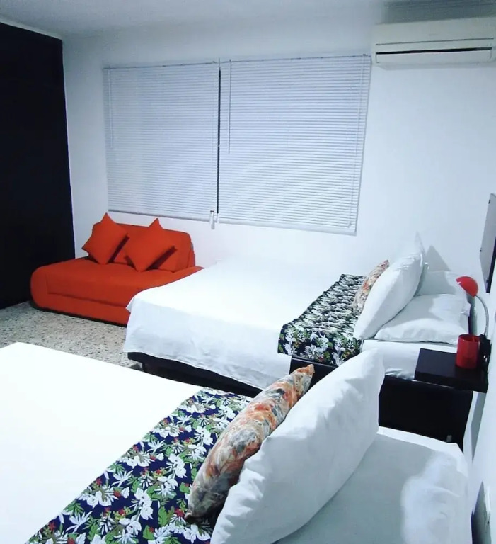 Costana - Hostal