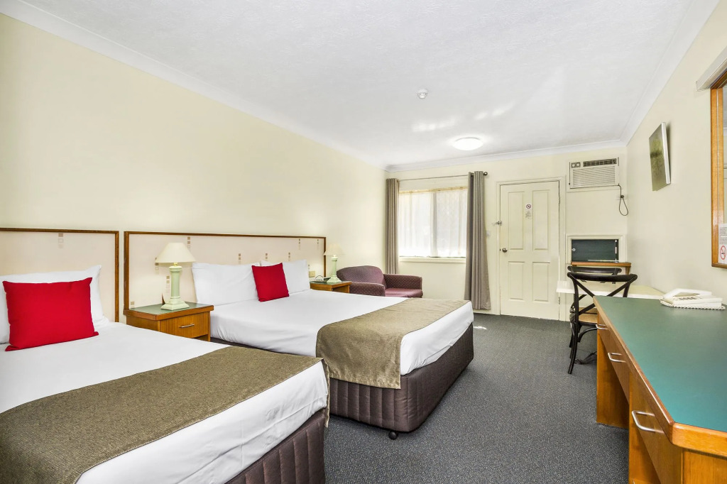 Bayswater Motel