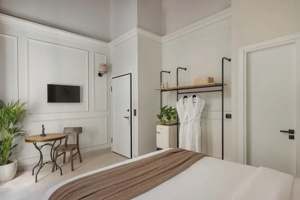 Airy Athens Suites