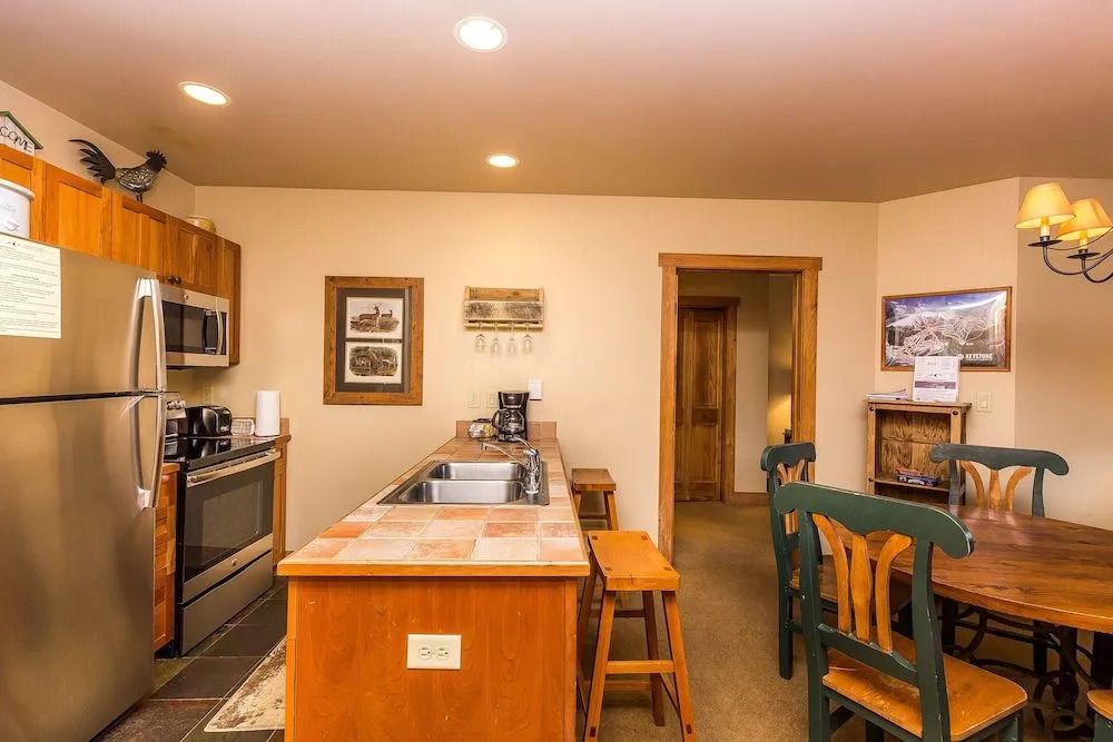 Red Hawk Lodge #2262 - 2 Br Condo