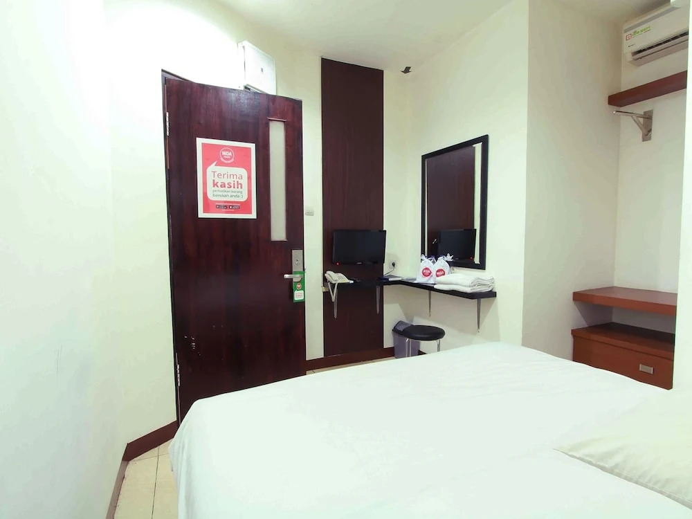 Nida Rooms Mangga Besar Station at City Icon Residence
