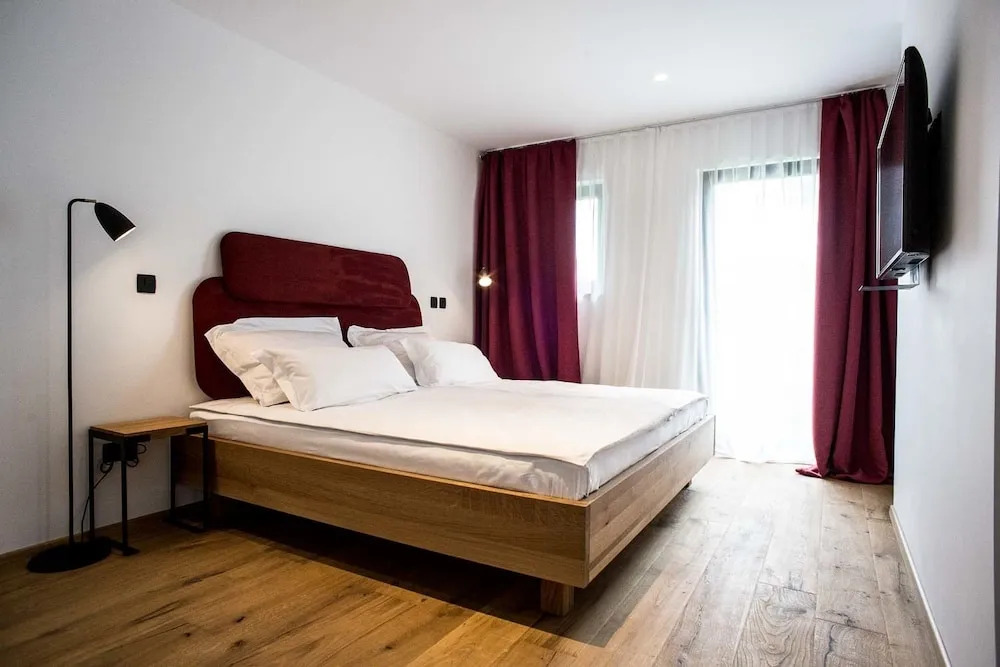 Vault Hotel