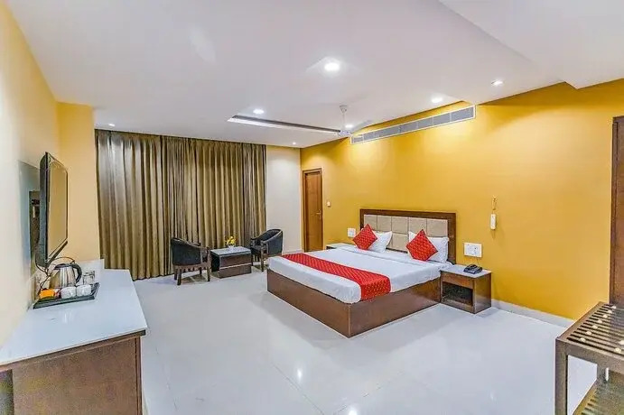 Fabhotel Prime Manor