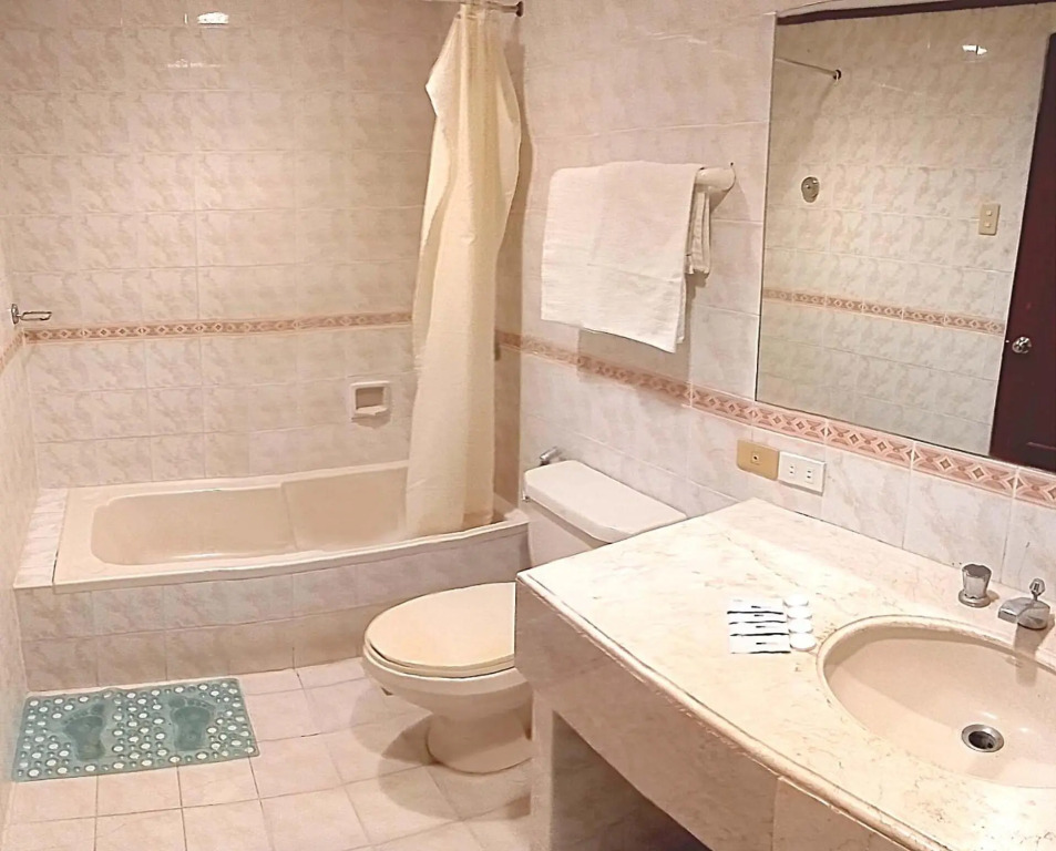 The Humbertos Hotel