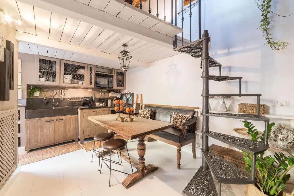 Charming Navona - The Loft