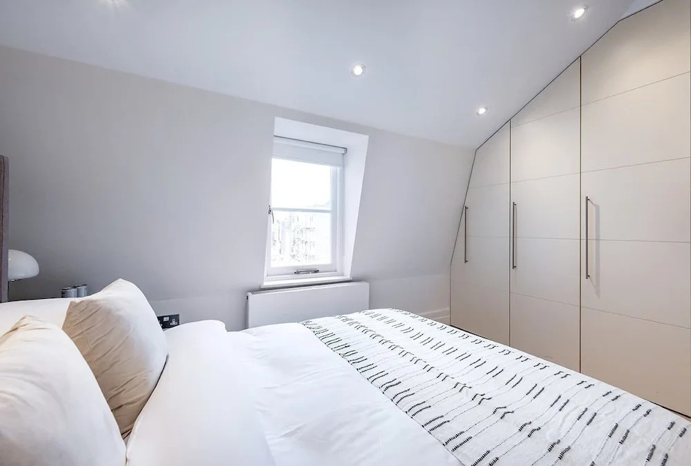 The Paddington Professional - by Out of Office Lifestyle