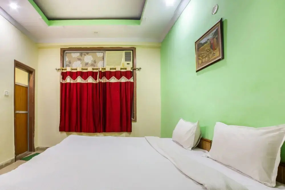 SPOT ON 38841 Anandam Palace