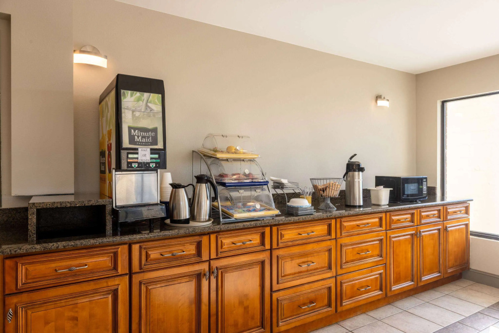 Days Inn by Wyndham Mooresville Lake Norman