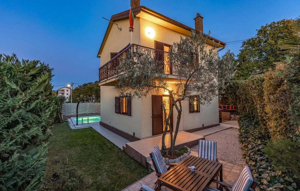 Gorgeous Home In Soline