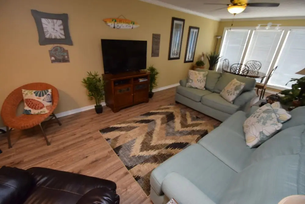 Sea Oats E104 2 Bedrooms 2 Bathrooms Condo