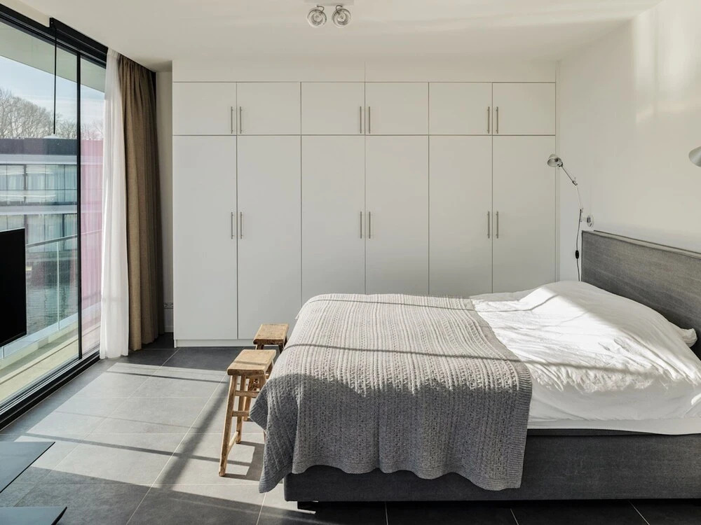 Villa With Washing Machine, 4 Bathrooms, Near Veerse Meer