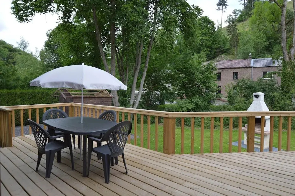 A Chalet for Re-energising in Peace, not far From Durbuy