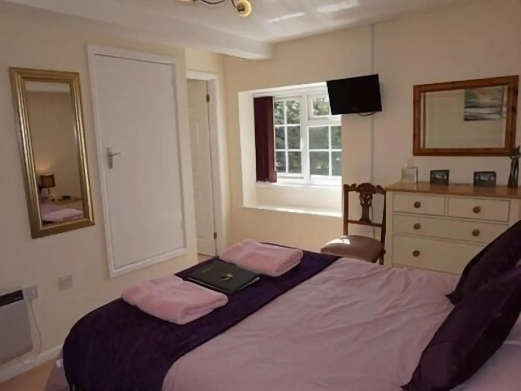 Leworthy Farmhouse Bed and Breakfast