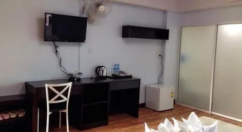 Golden Palace Inn