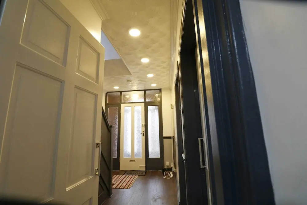 Lovely 4-bed House in Nottingham
