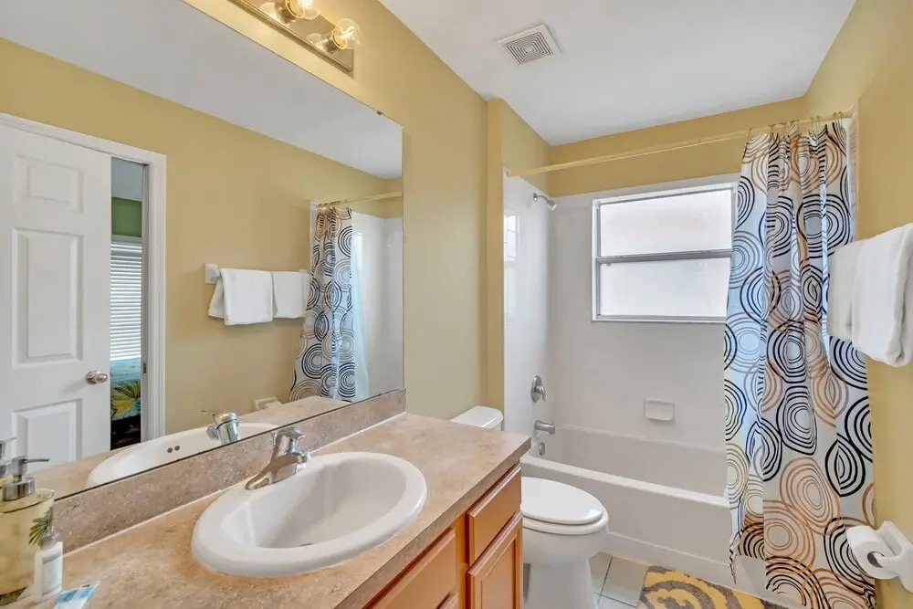 Solana Pool Home in Davenport FL