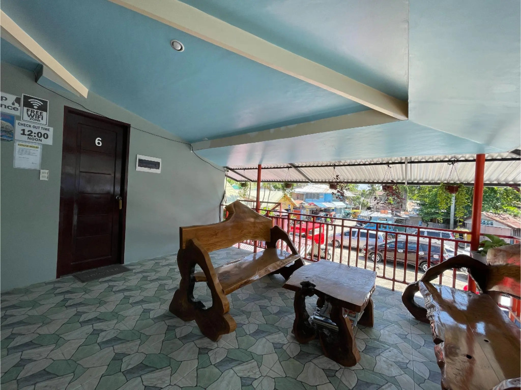 OYO 795 Tapales Guest House