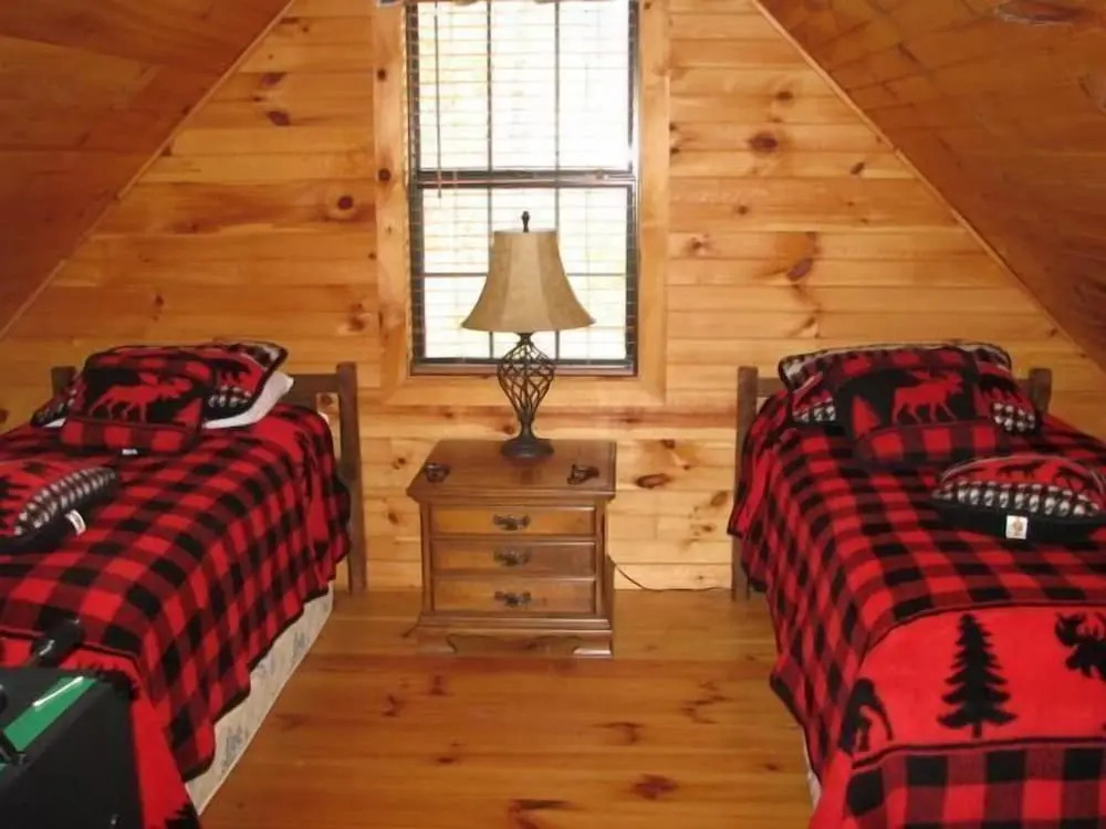 Pick's Riverside Retreat Nevaeh Cabin Rentals