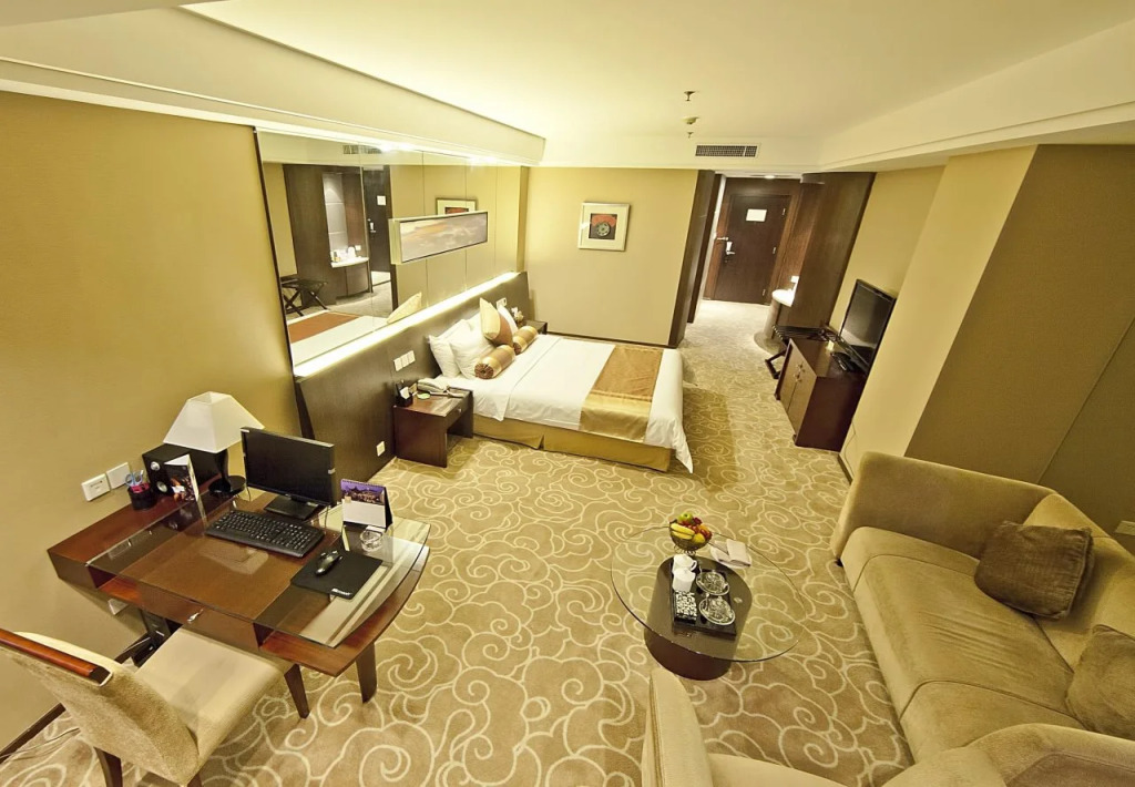 Fangyuan Jinling Plaza