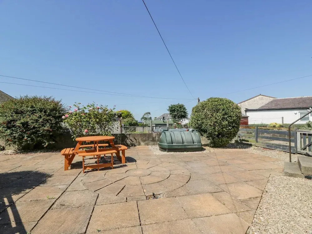 22 Turnberry Road