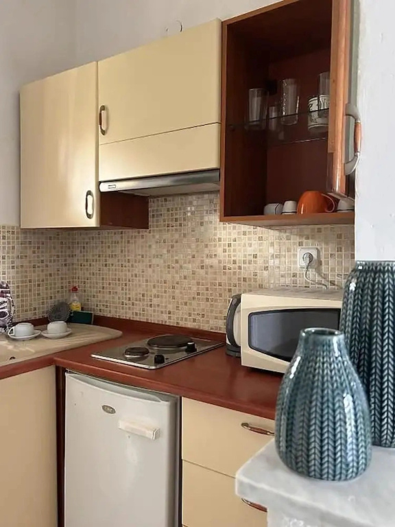 Dellis Apartments Corfu - Sea Views Near the Beach