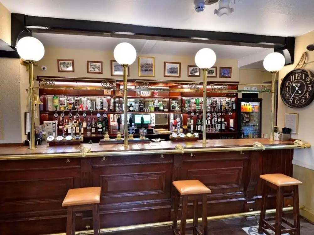 The George Hotel