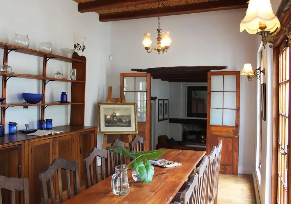 Moffid's Place