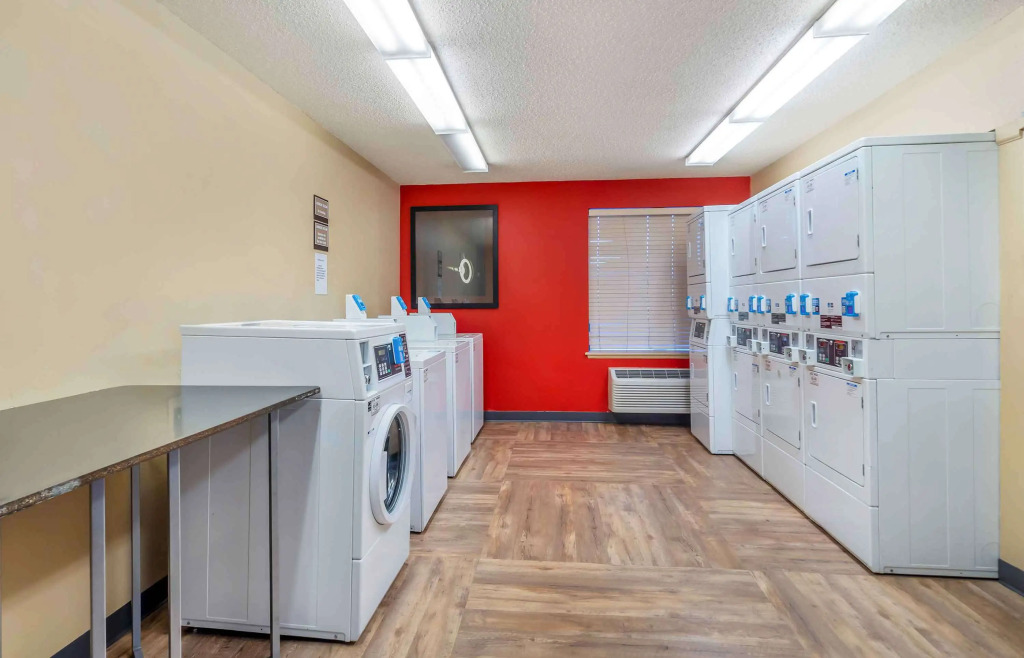 Extended Stay America Select Suites - Chicago - Downers Grove