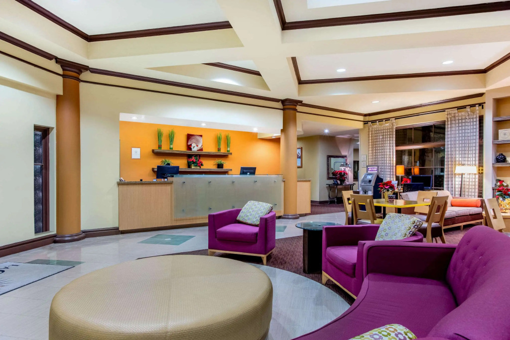 La Quinta by Wyndham Raleigh Crabtree