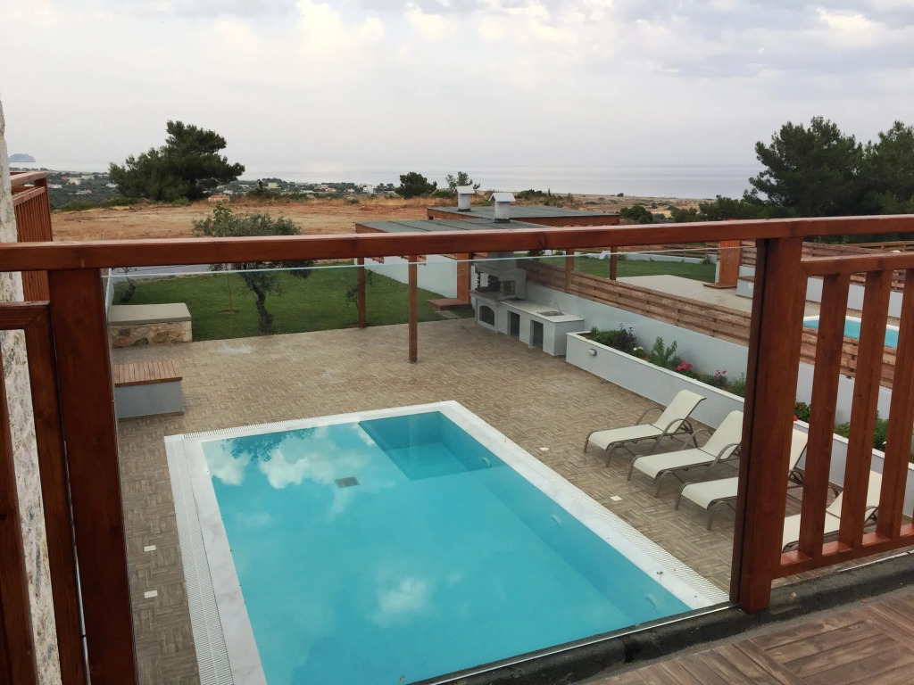 Sperveri Enalio Villas - Heated Pool
