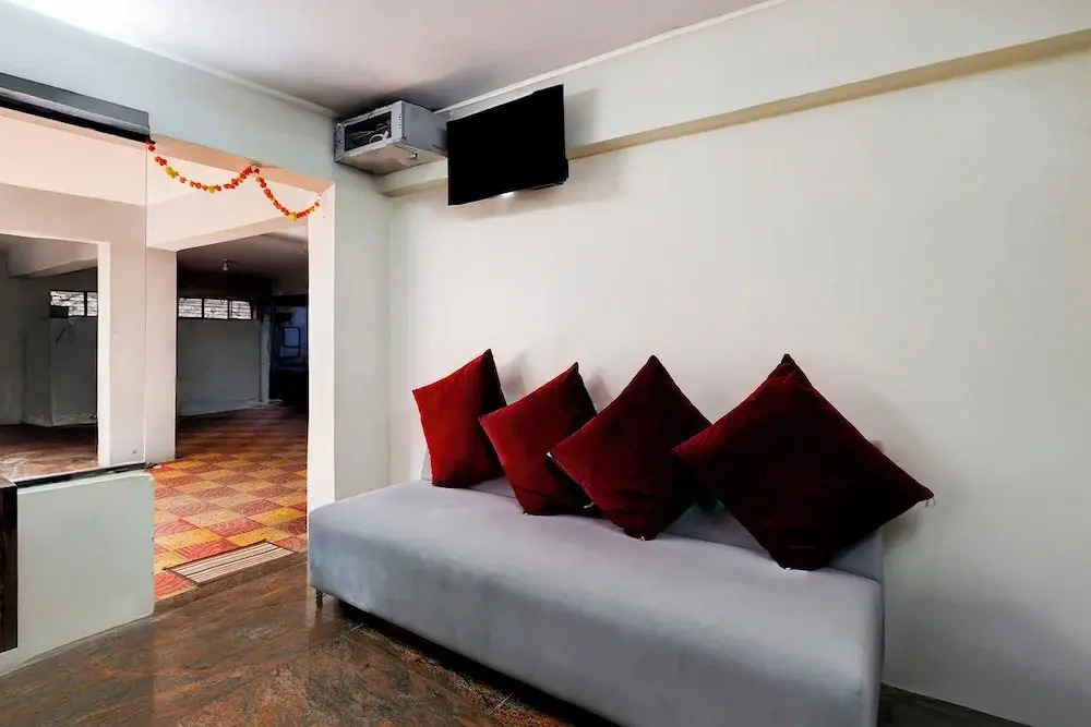 Fabhotel Five Star