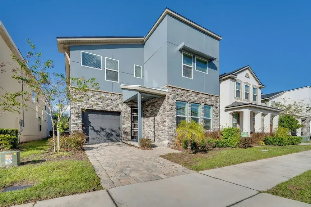 14 Mi to Wdw: Family-friendly Home w/ Movie Room!