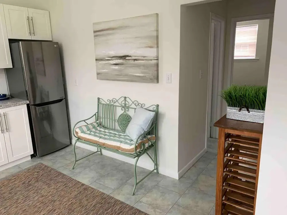 Elegant Brand New Apartment in Central Burlington