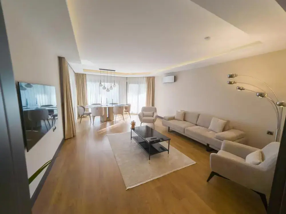 Utopia Suite Residence1