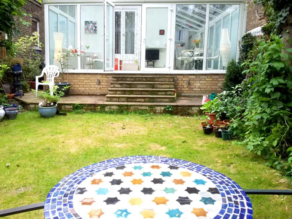Charming Garden Flat In Central London