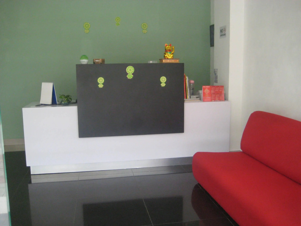 Greenleaf Hotel & Cafe PLT