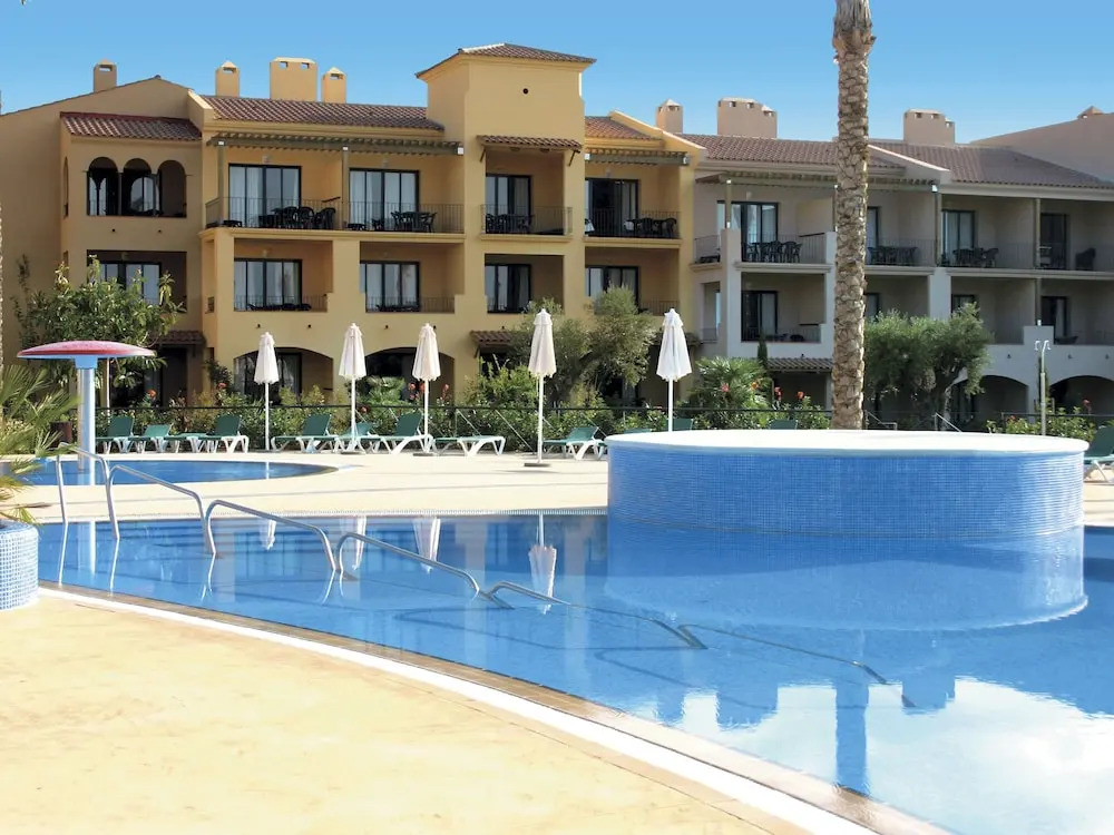 Nice Apartment With Airconditioning, 200 m. From Golfcourse