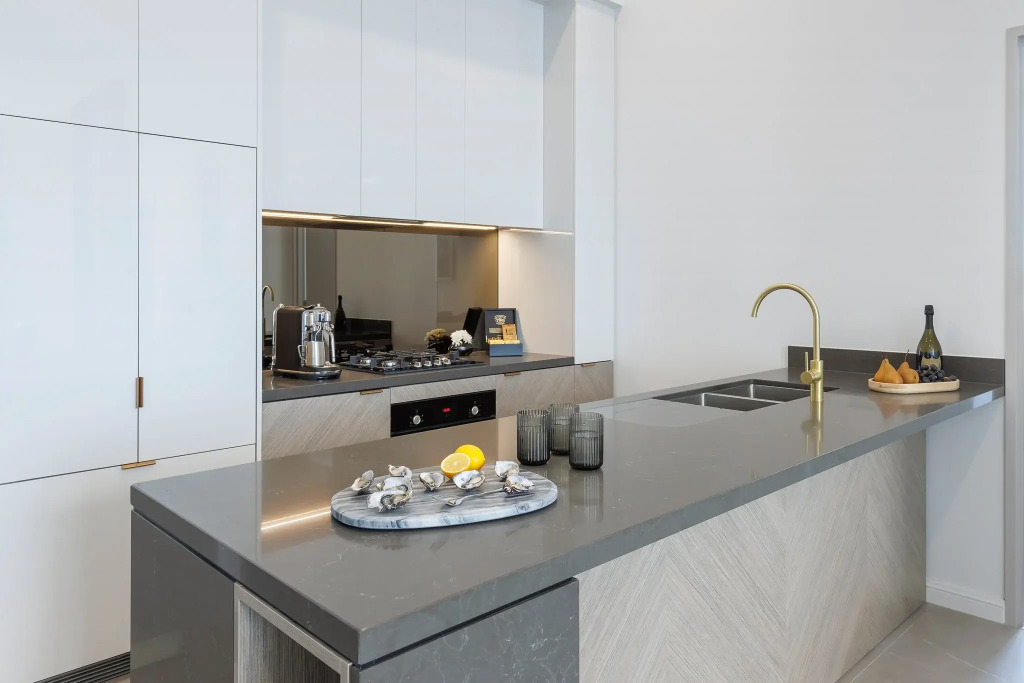 Meriton Suites Canberra