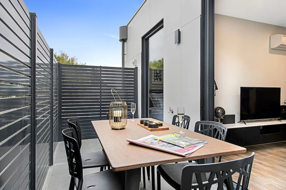 Manhattan Apartments - Caulfield North