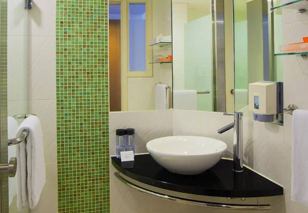 Holiday Inn Express Hong Kong Causeway Bay by IHG