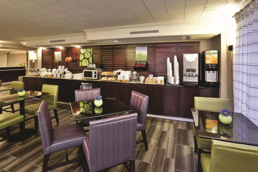 La Quinta Inn by Wyndham Nashville South